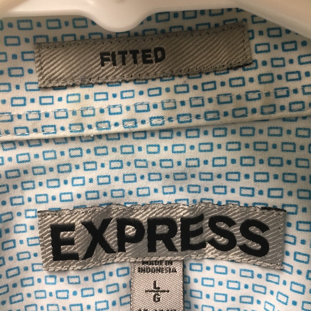 Express button down - Picture 2 of 3